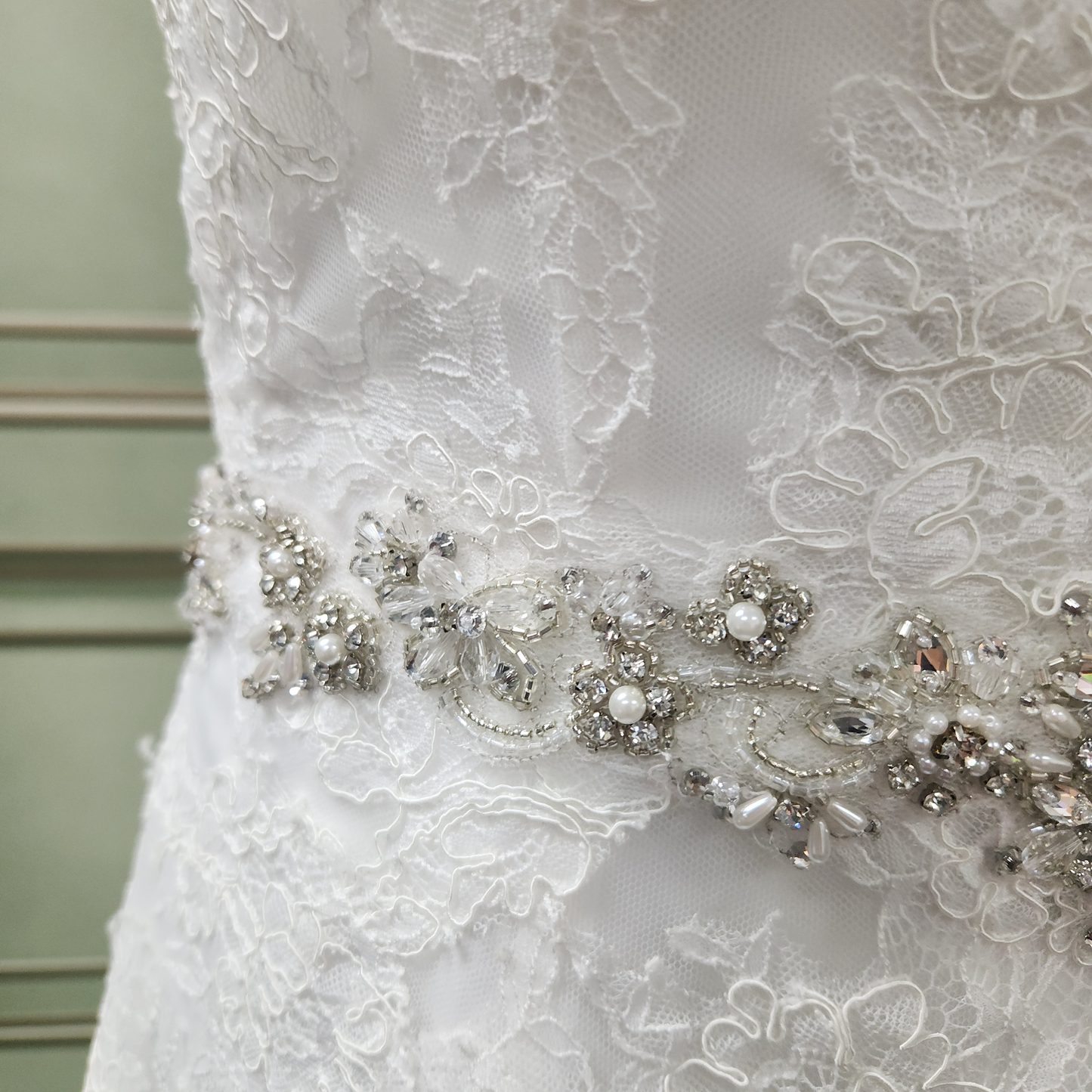 White English Bridal Dress/ Designer: Lenovia