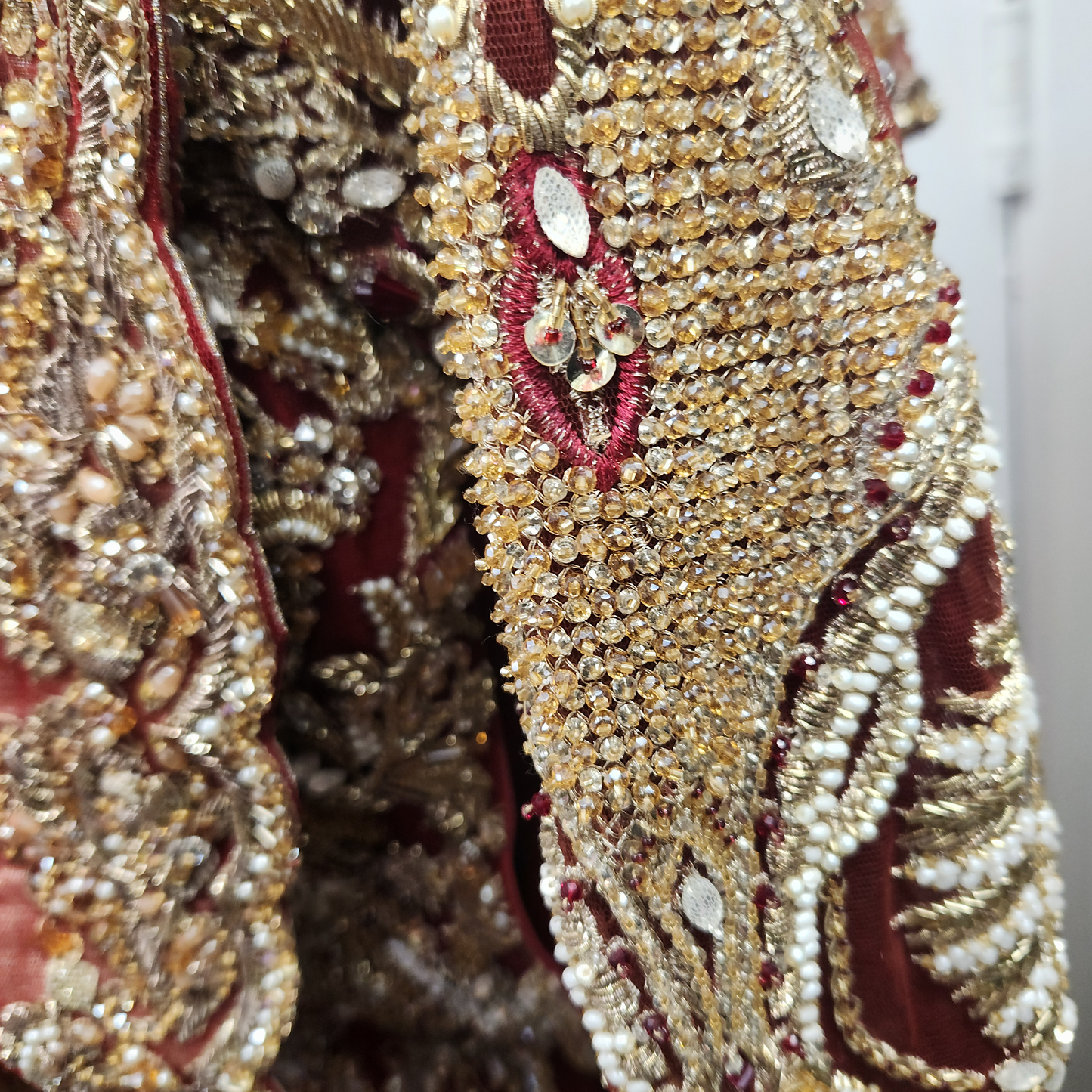 Red & Gold Silk Embroidered Heavy Bridal Wear Netted 3pc