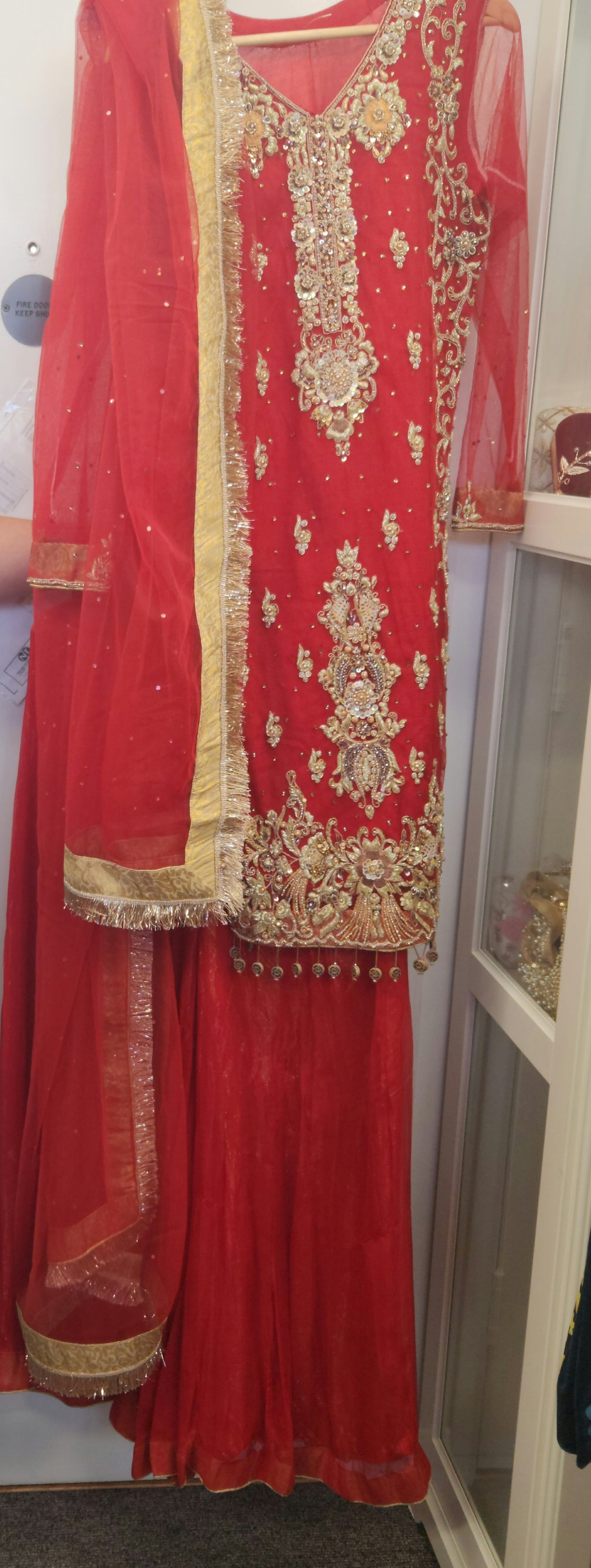 4pc Bright red Bansari print gold embroidery lengha & Sharara netting