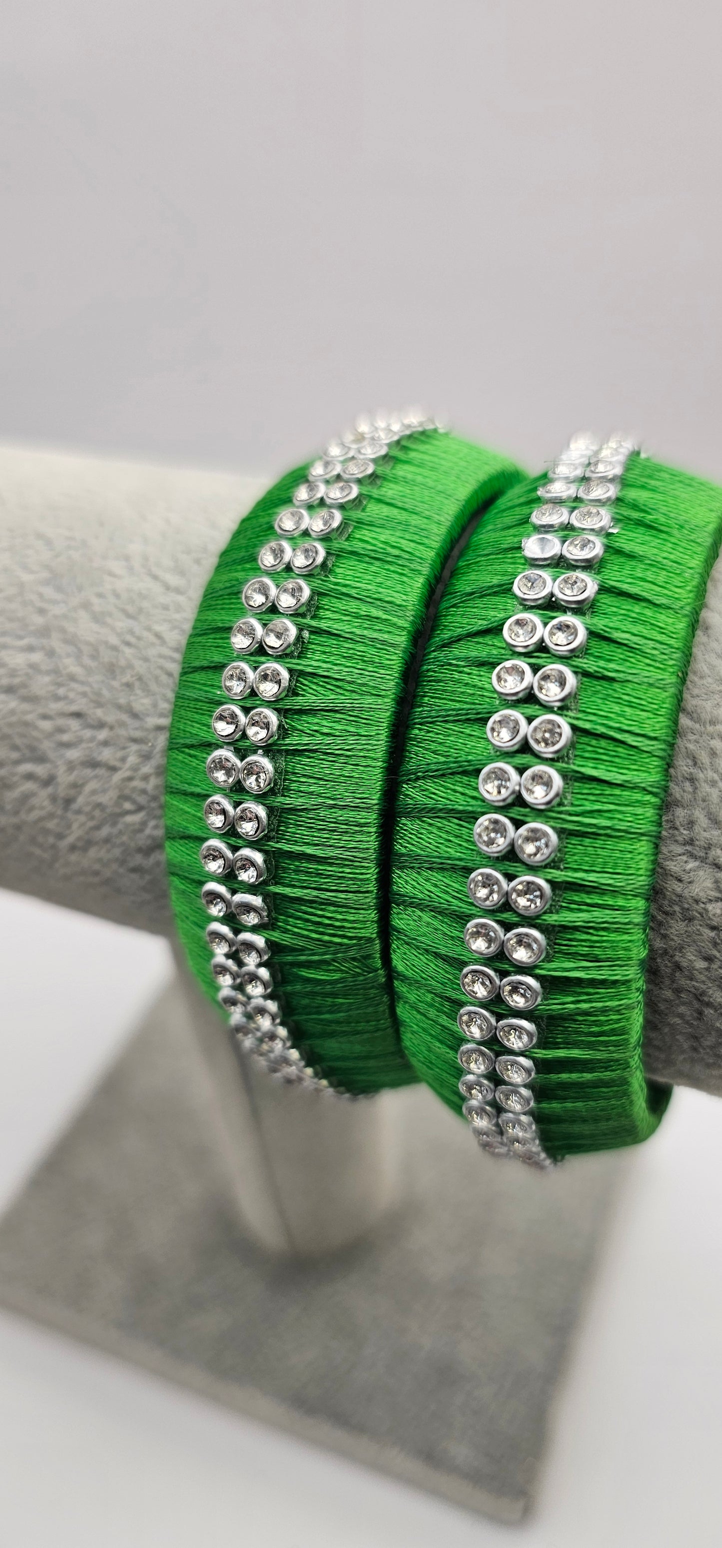 Green Fabric & Silver Stone Detail Size 2.4
