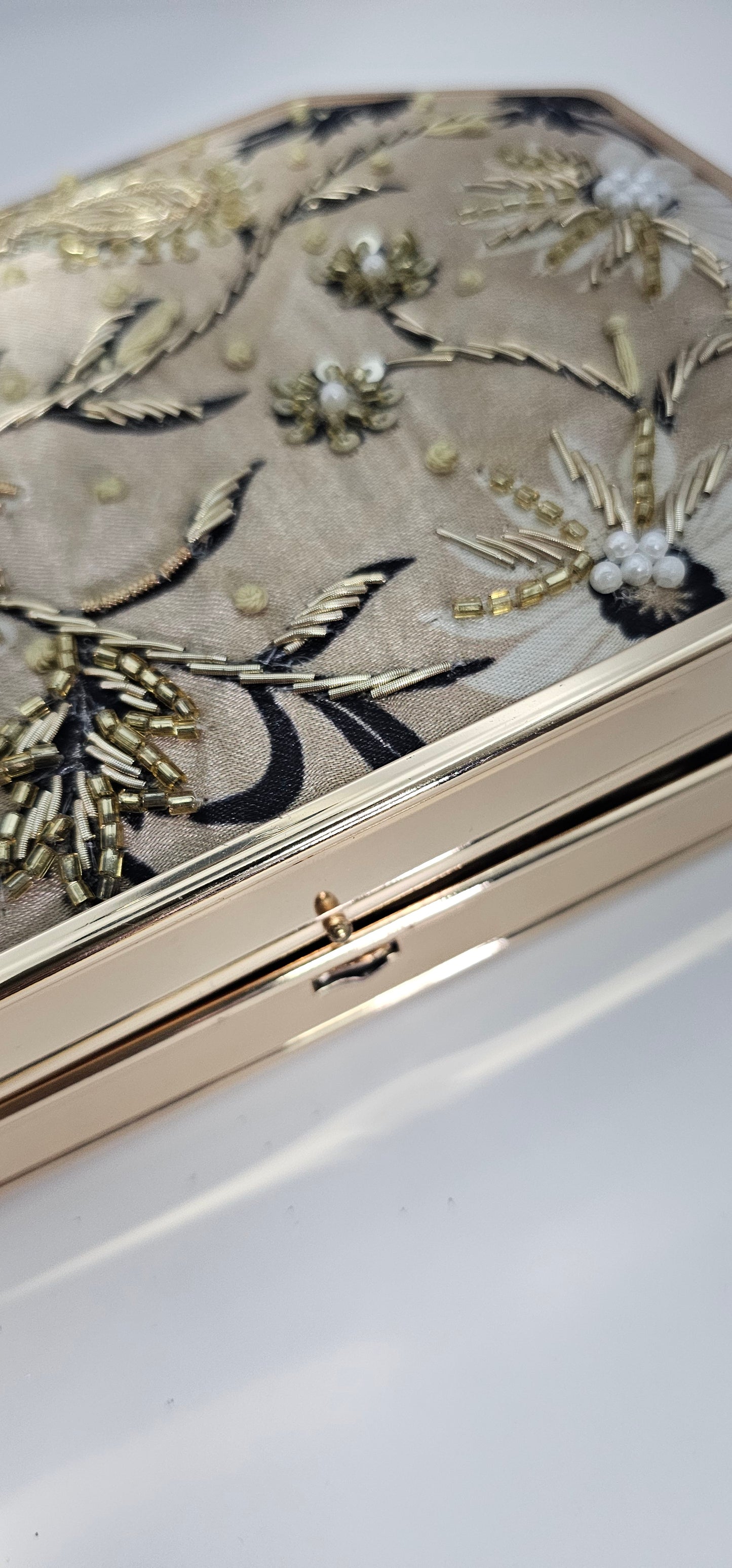 Floral Embroidered Clutch Bag (Damaged)