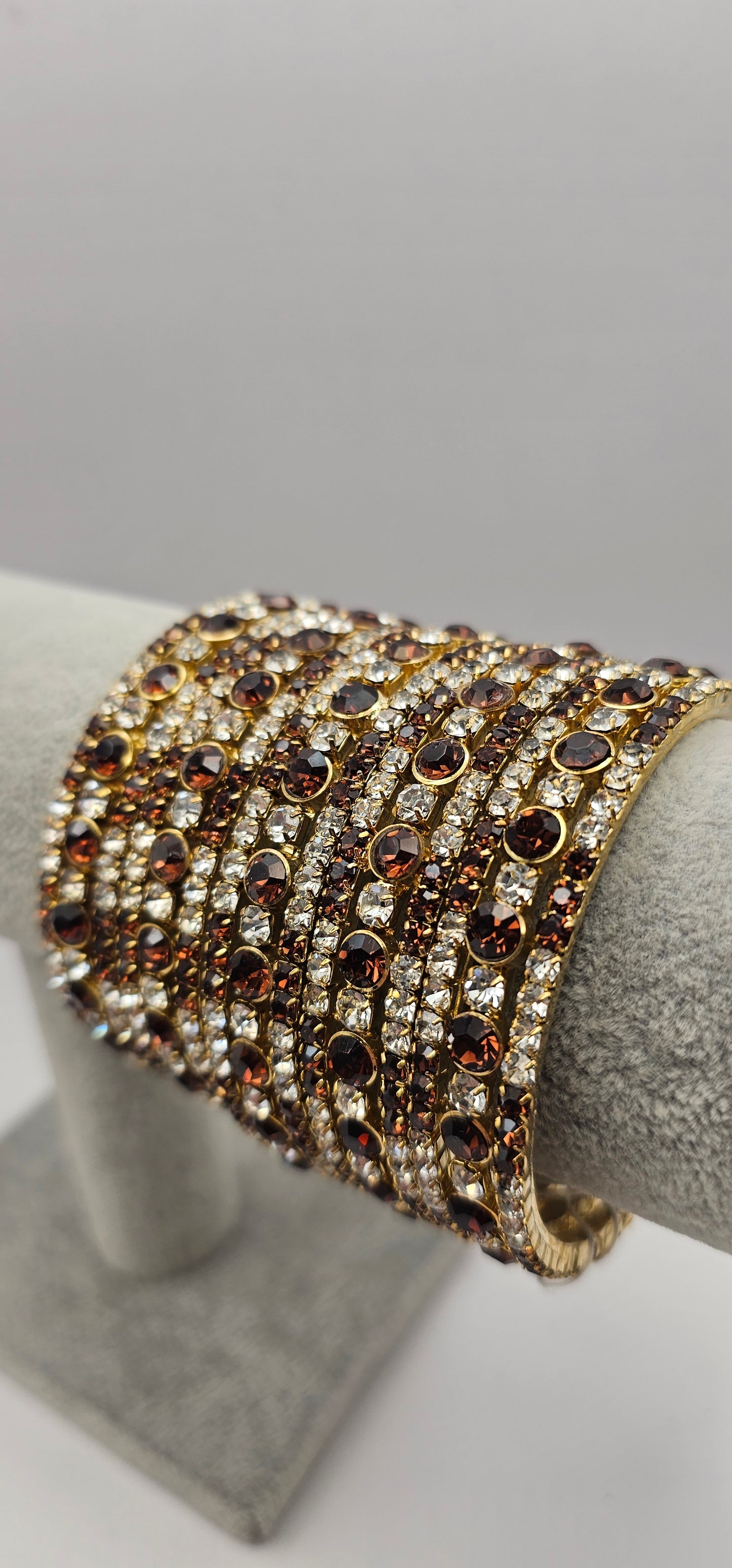 Vintage brown and gold glitter diamante, rhinestone metal bangle Size 2.6