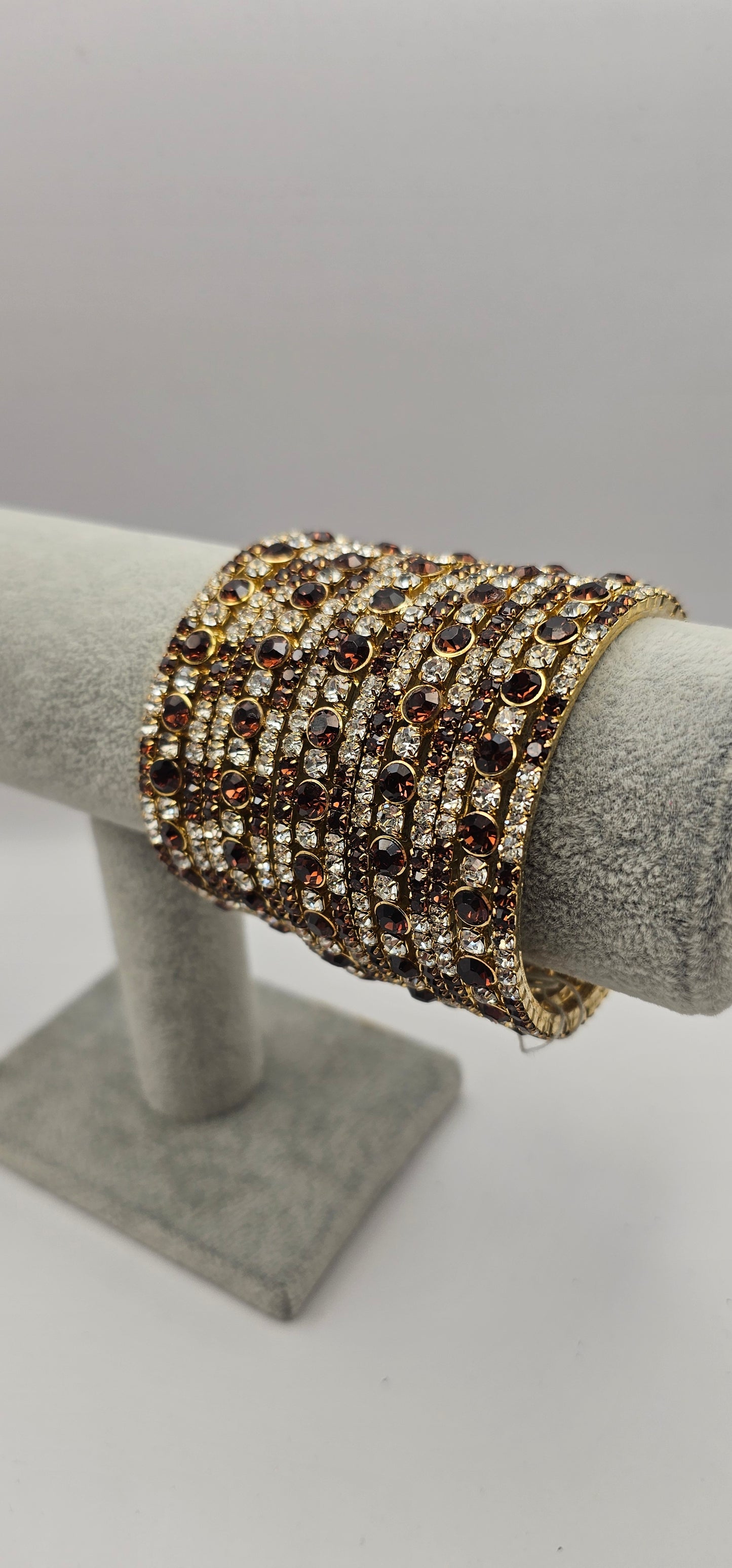 Vintage brown and gold glitter diamante, rhinestone metal bangle Size 2.6