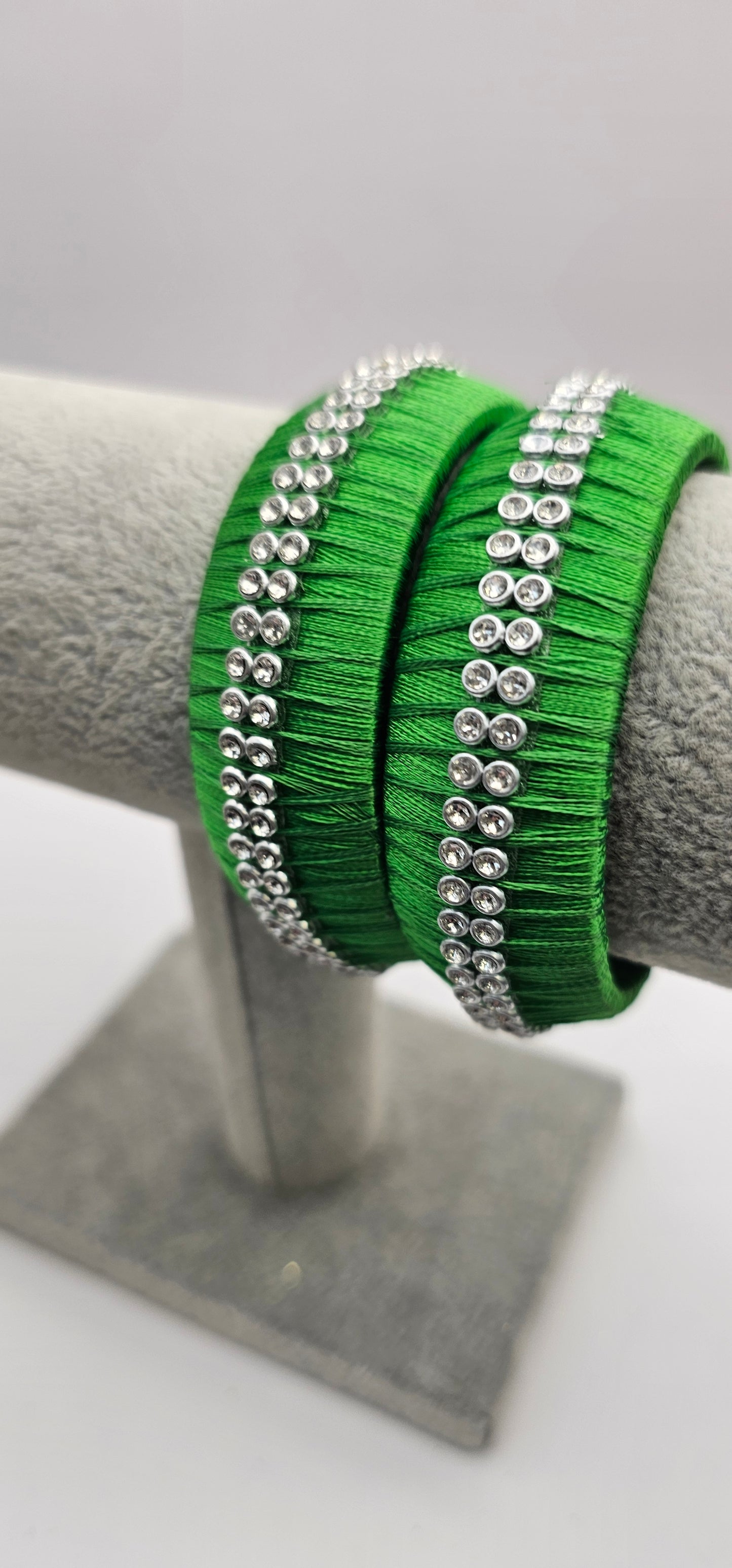 Green Fabric & Silver Stone Detail Size 2.4