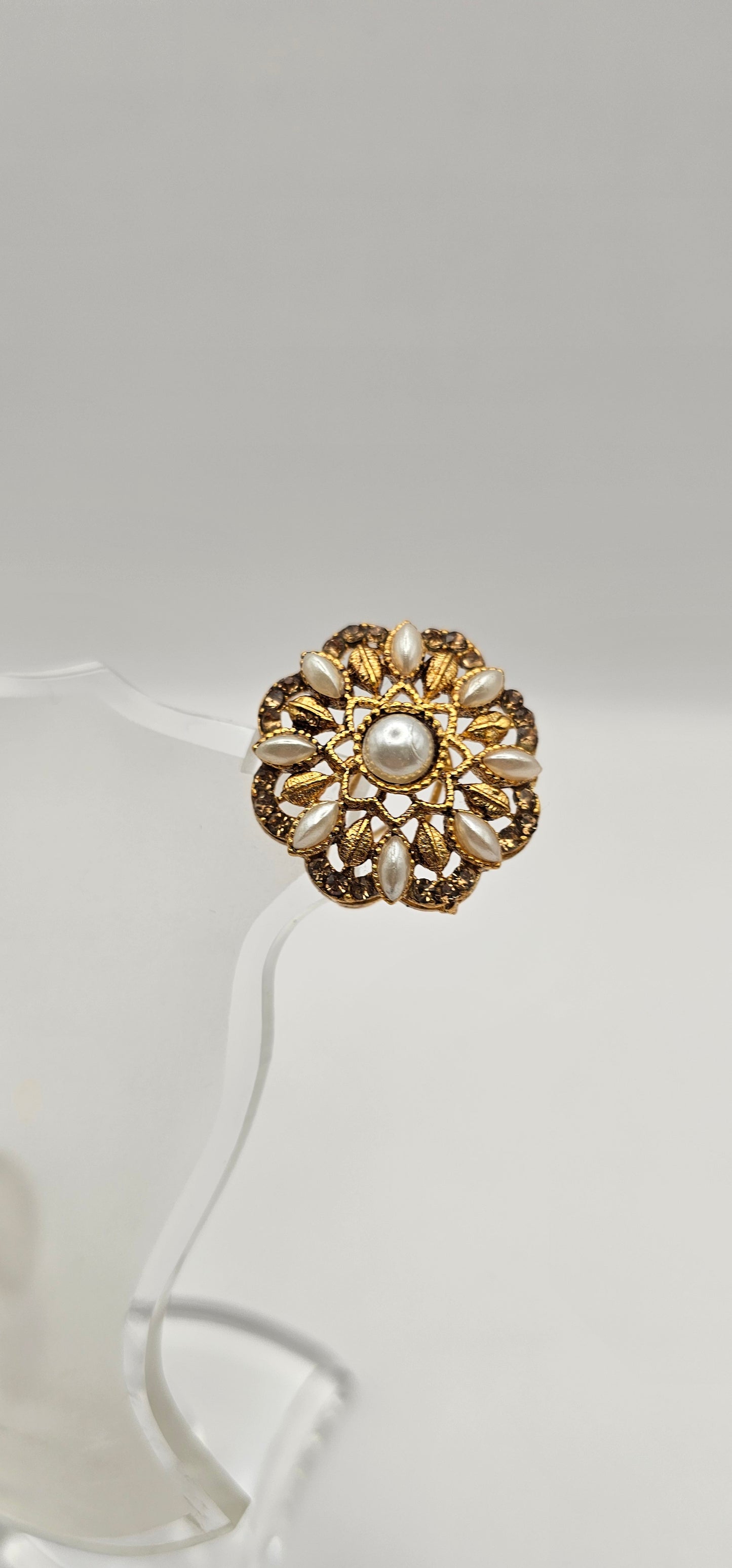Gold & Pearl Antique Gold Earings