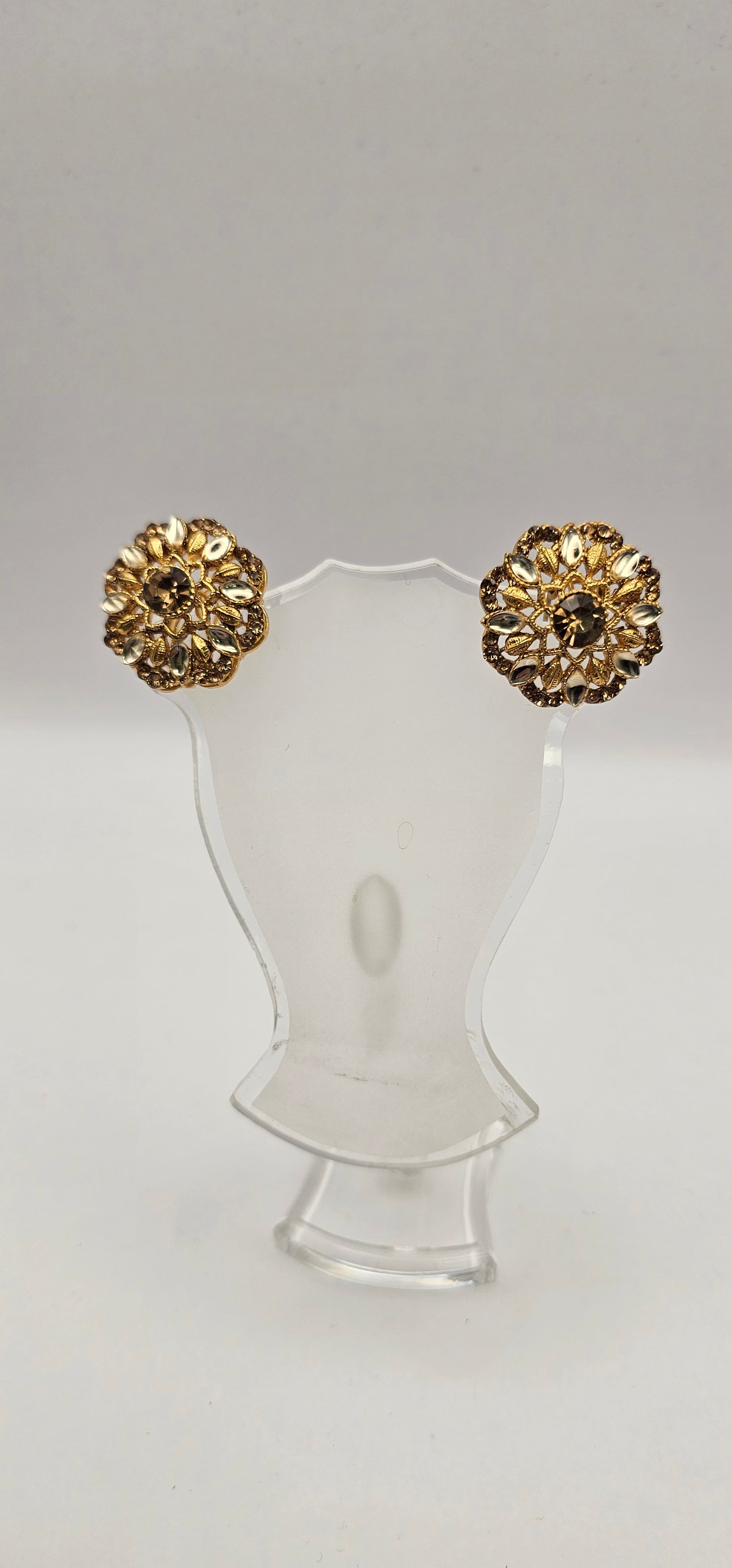 Gold tone Filigrees with Clear Rhinestone Starburst Overlay, Clip Backs