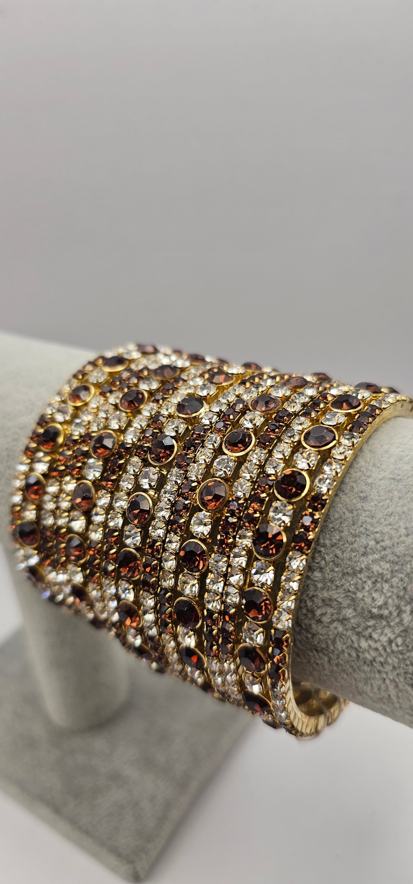 Vintage brown and gold glitter diamante, rhinestone metal bangle Size 2.6