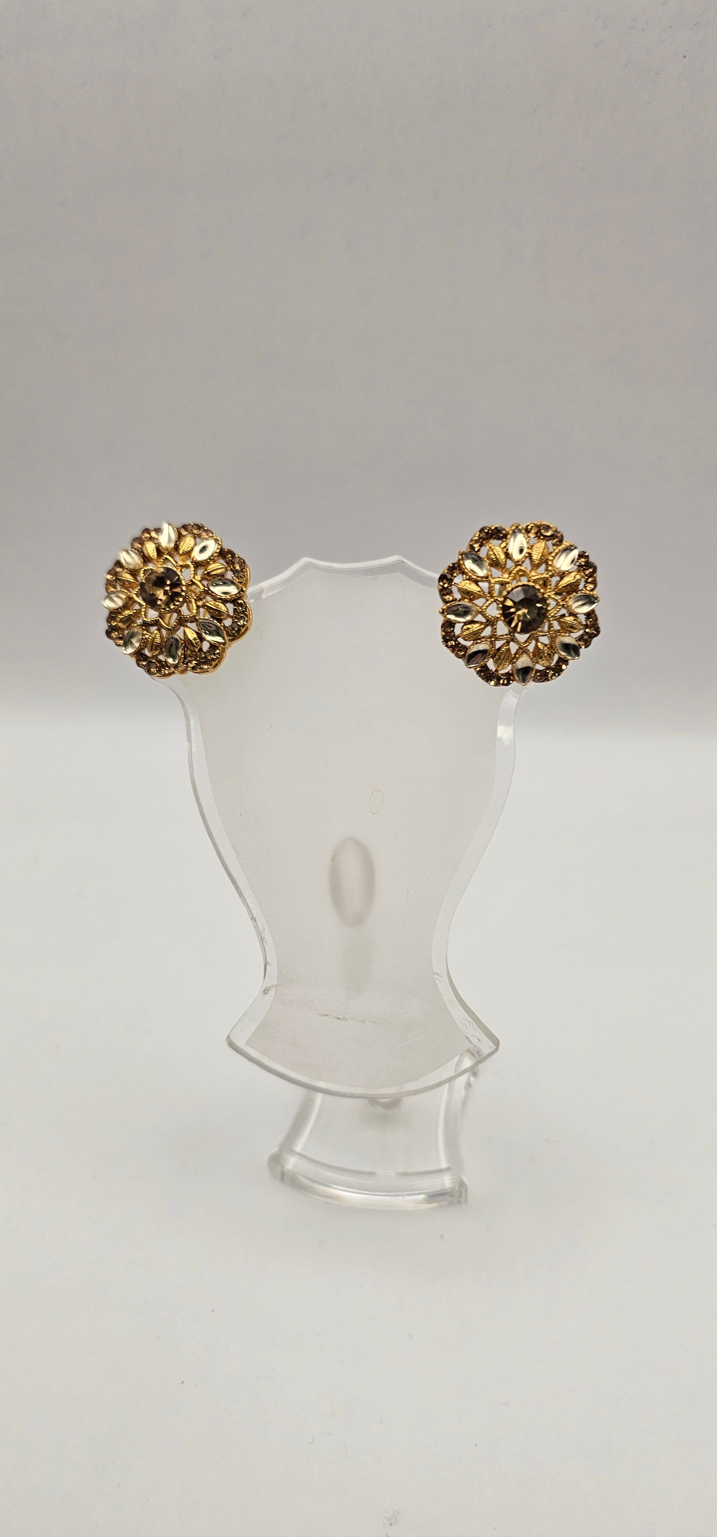 Gold tone Filigrees with Clear Rhinestone Starburst Overlay, Clip Backs