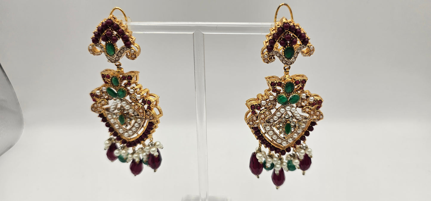 Silver Nalini Jadau Necklace Earrings Set
