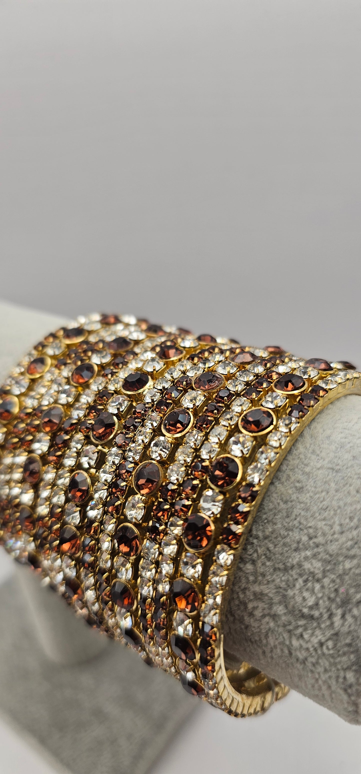 Vintage brown and gold glitter diamante, rhinestone metal bangle Size 2.6