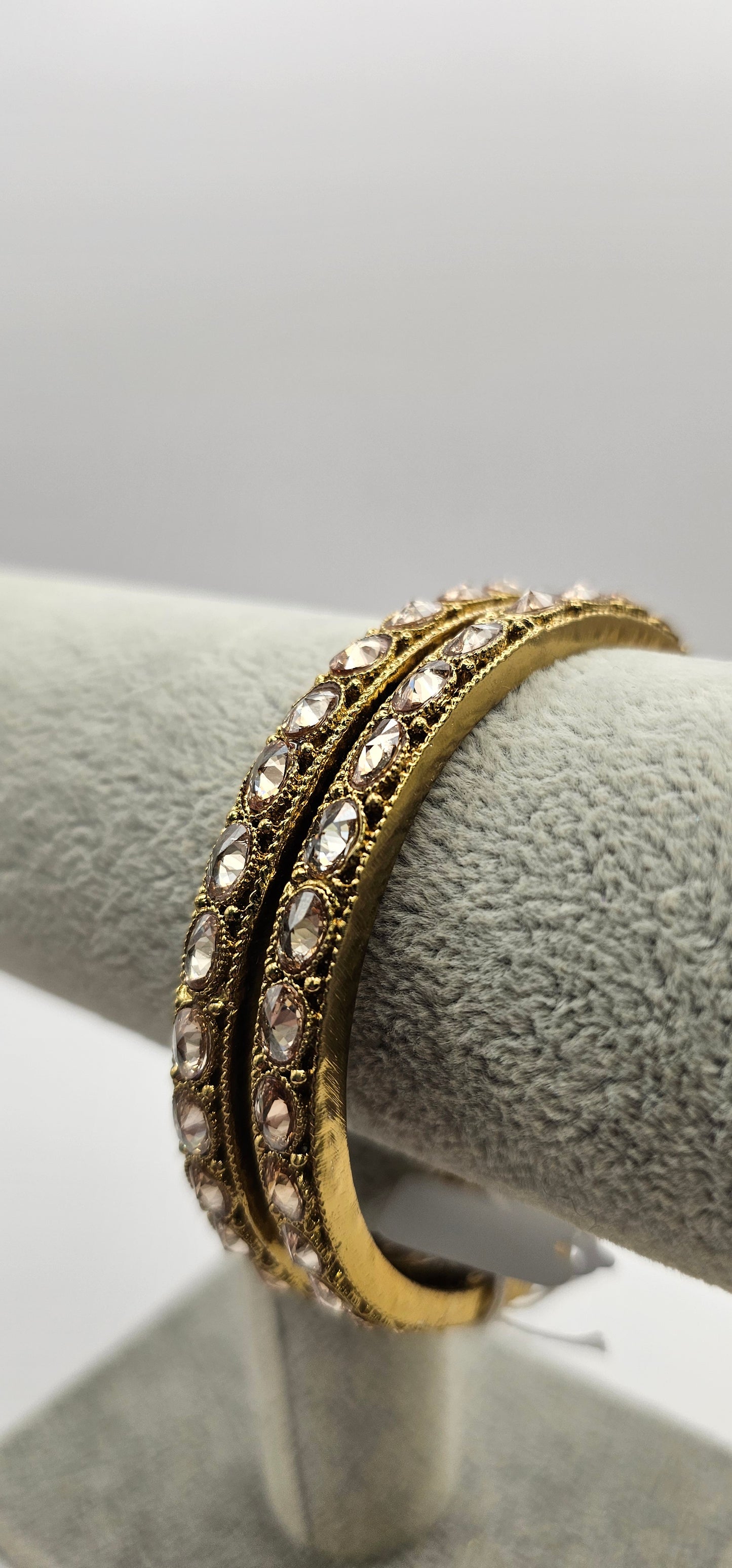 Gold asian indian bangles jewellery kundan kangan chudiya gold ! Size 2.8