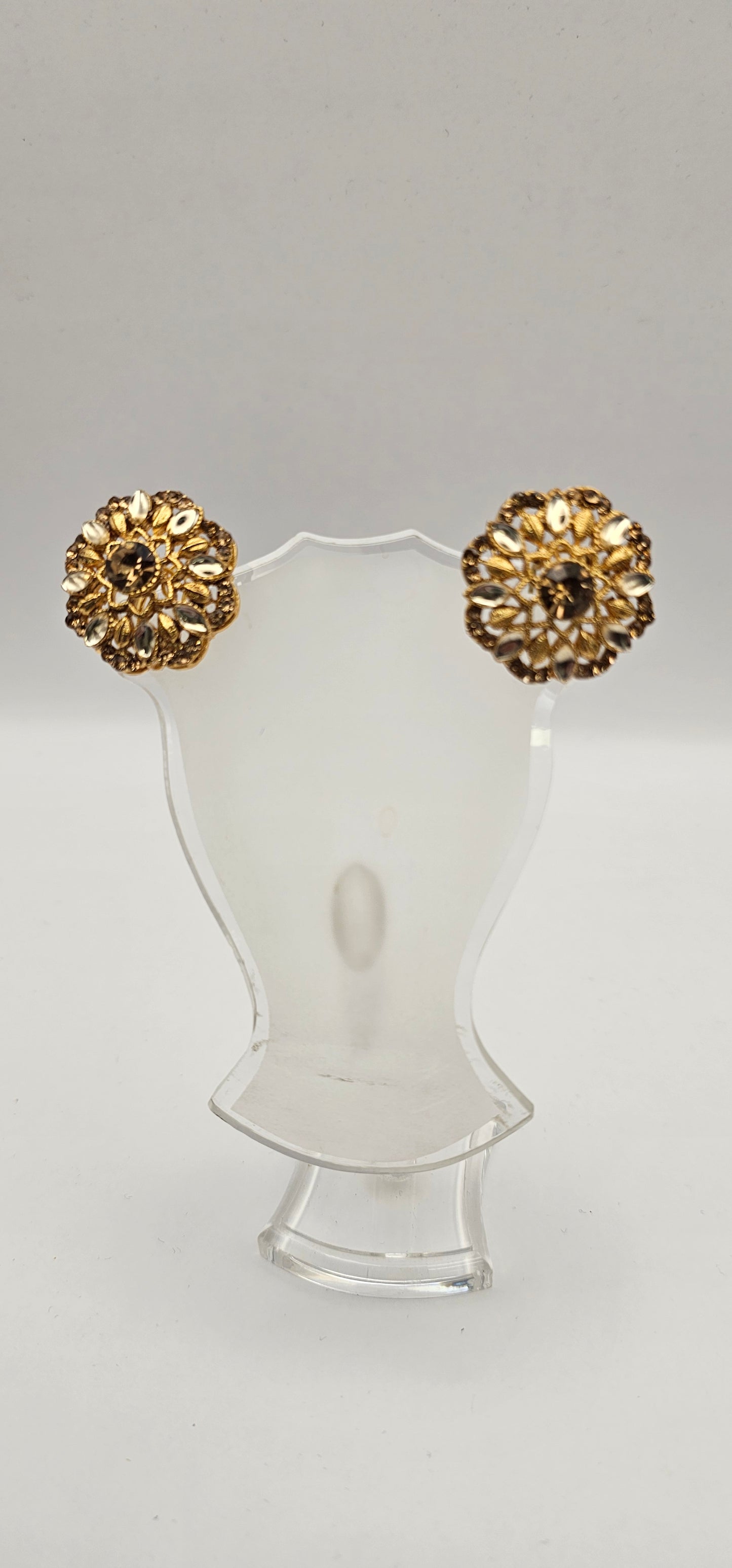Gold tone Filigrees with Clear Rhinestone Starburst Overlay, Clip Backs