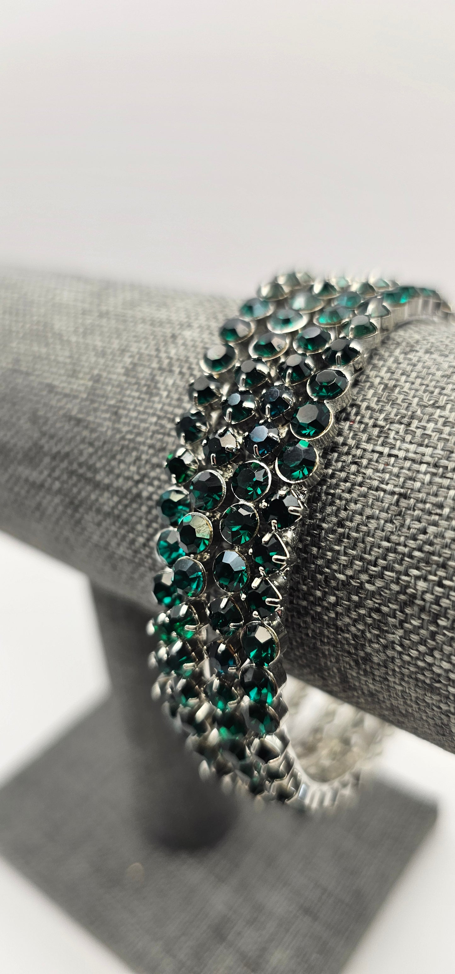 Green Bridal Bracelet for Wedding, Sparkly Crystal Rhinestone Stretch Bracelets. Size 2.8