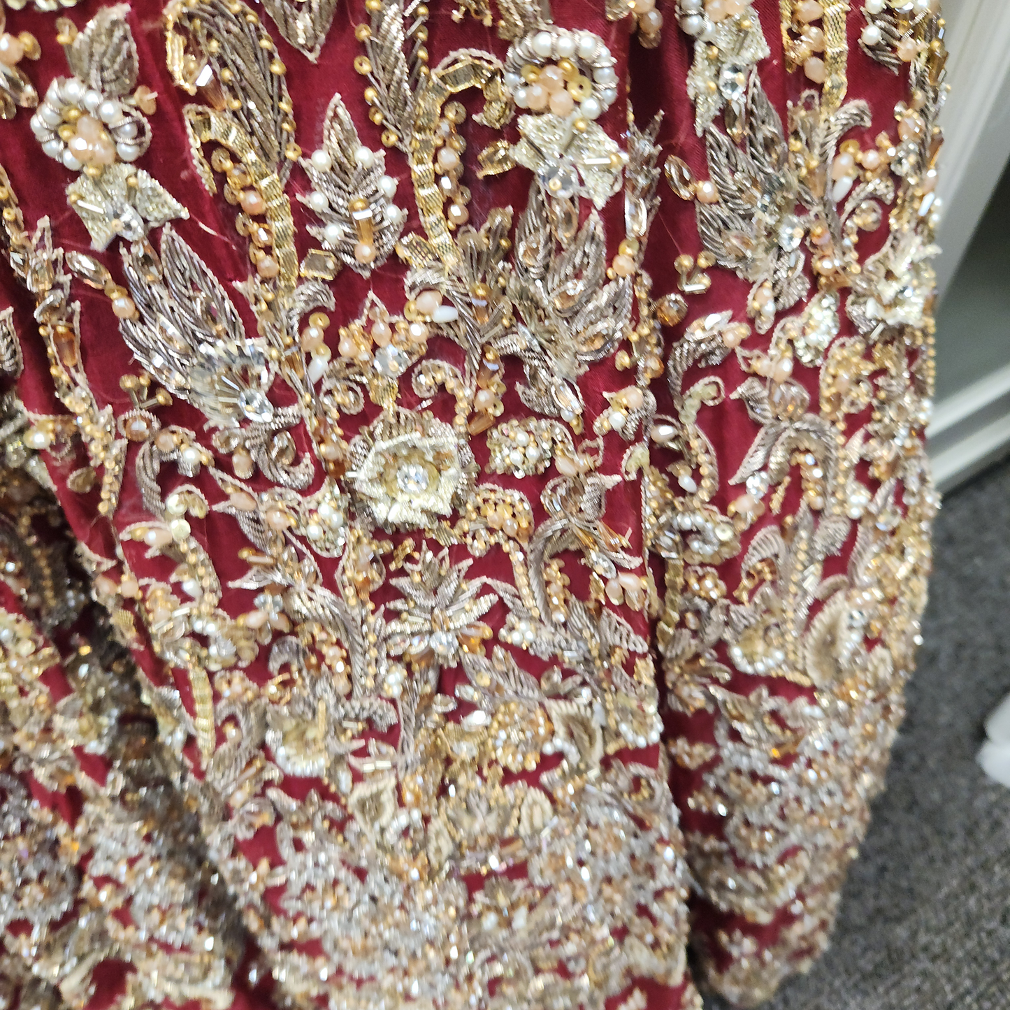 Red & Gold Silk Embroidered Heavy Bridal Wear Netted 3pc