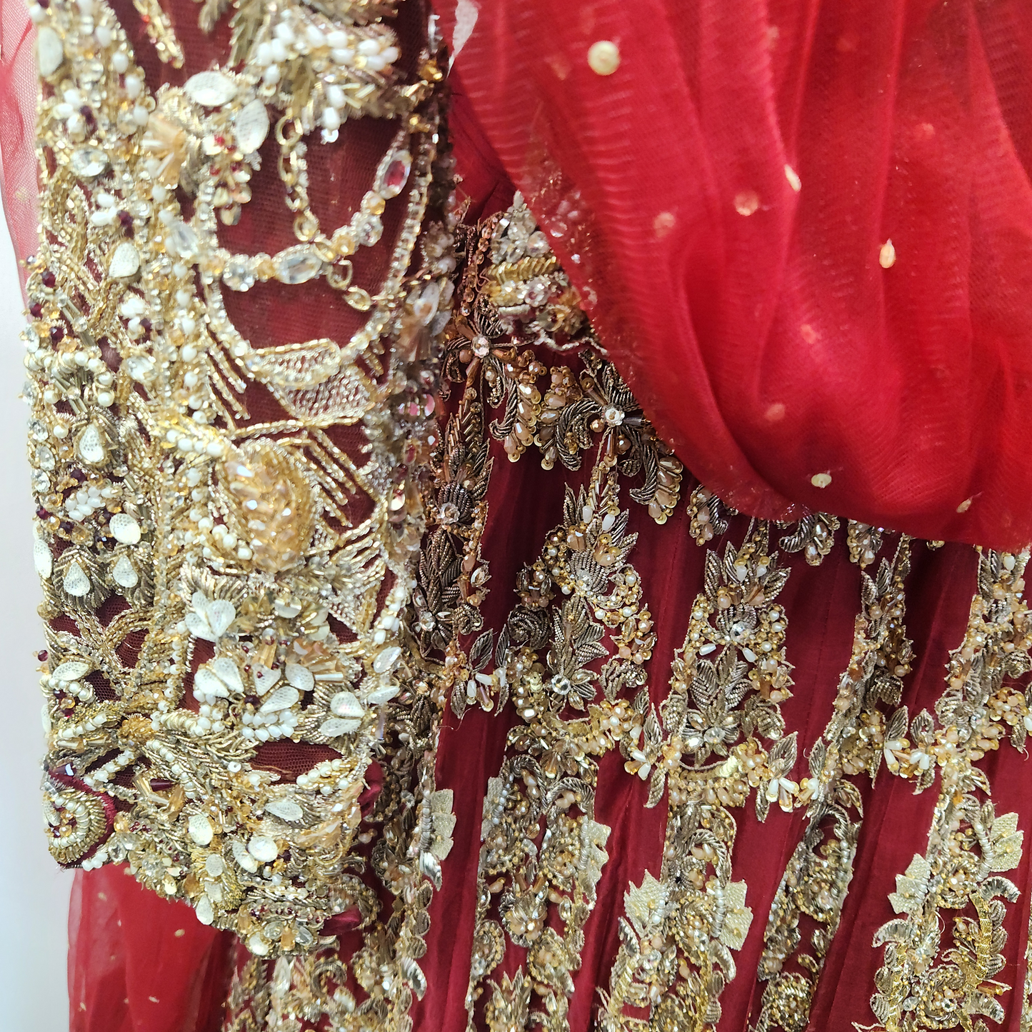 Red & Gold Silk Embroidered Heavy Bridal Wear Netted 3pc