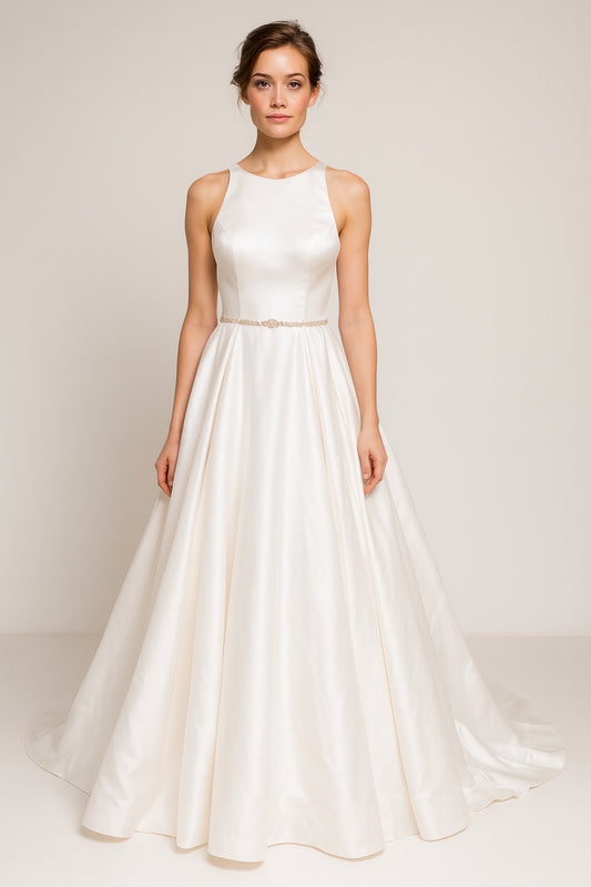 White English Bridal Dress/ Designer: Luce Sposa