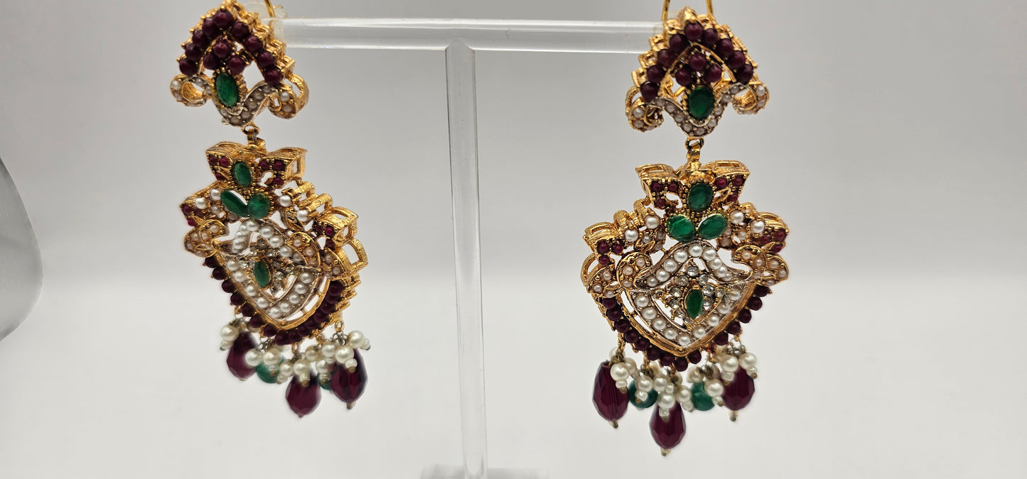 Silver Nalini Jadau Necklace Earrings Set