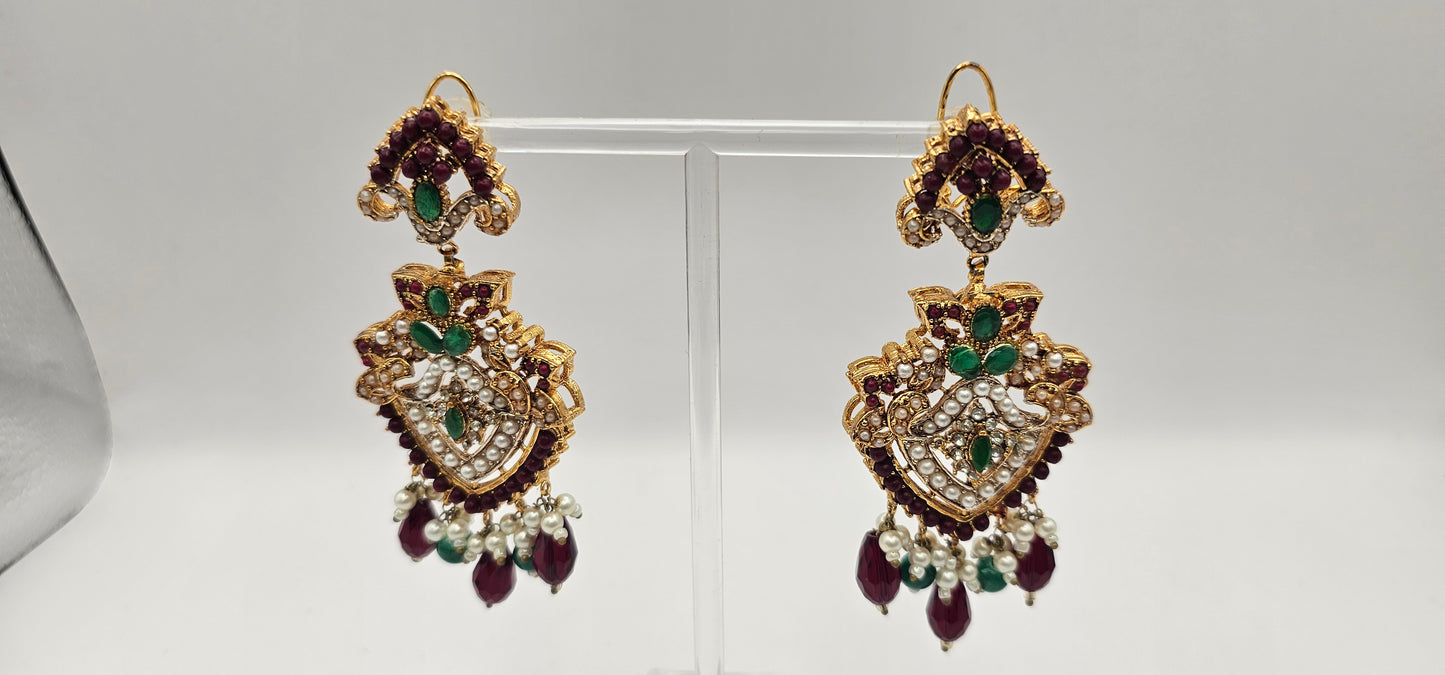 Silver Nalini Jadau Necklace Earrings Set
