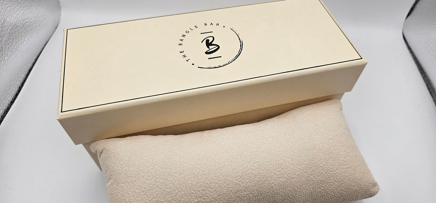 Bangle Bar Box & Cushion